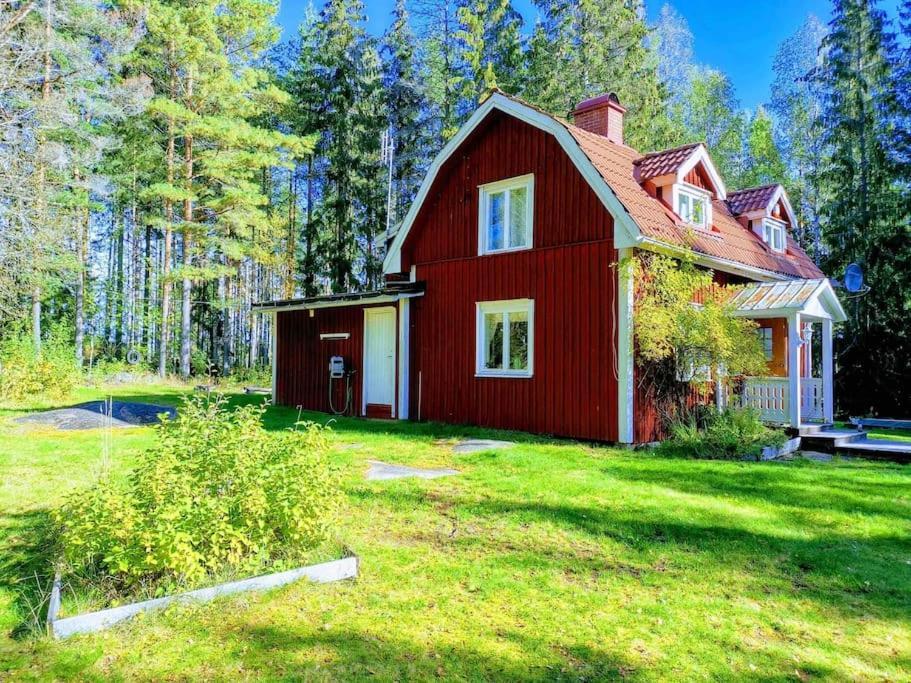 Torp Ved Marbacka Holiday home Ostra Amtervik